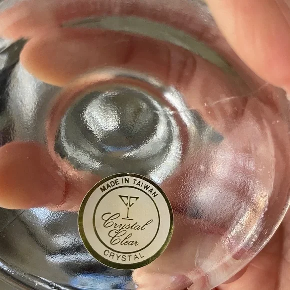 Vintage Elegant Clear Glass Candle Holder Fairy Light. - Picture 5 of 5